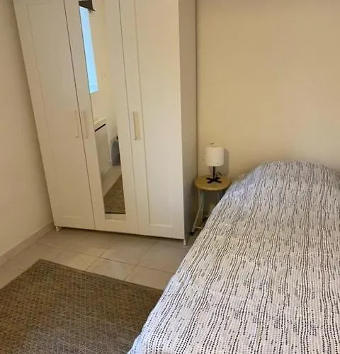 Calme Et Confort, Avec 2 Lits ,a La Frontiere Audun-le-Tiche